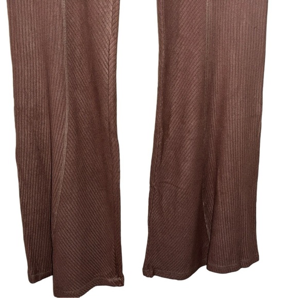 NWT Area Stars Ribbed Flare Pull On Pants sze S High Rise Stretch Comfortable - Picture 6 of 13